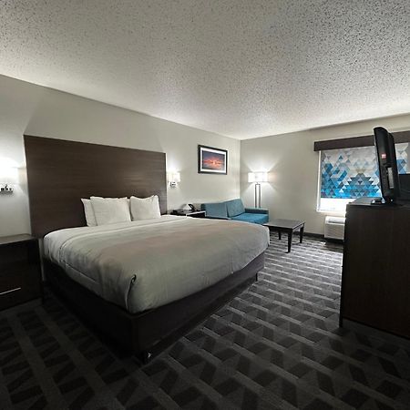 Quality Inn Hillsboro Exterior photo