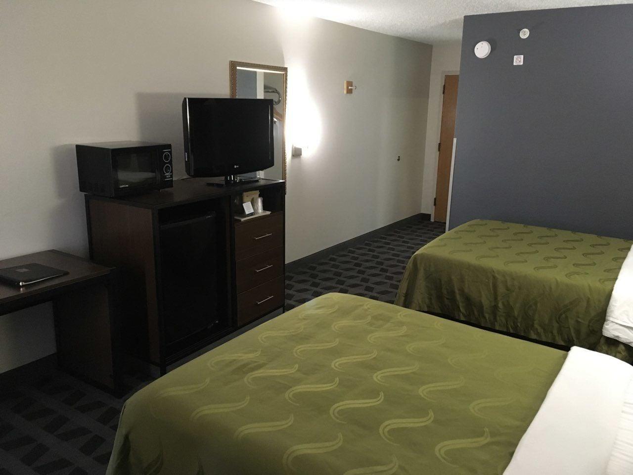 Quality Inn Hillsboro Exterior photo