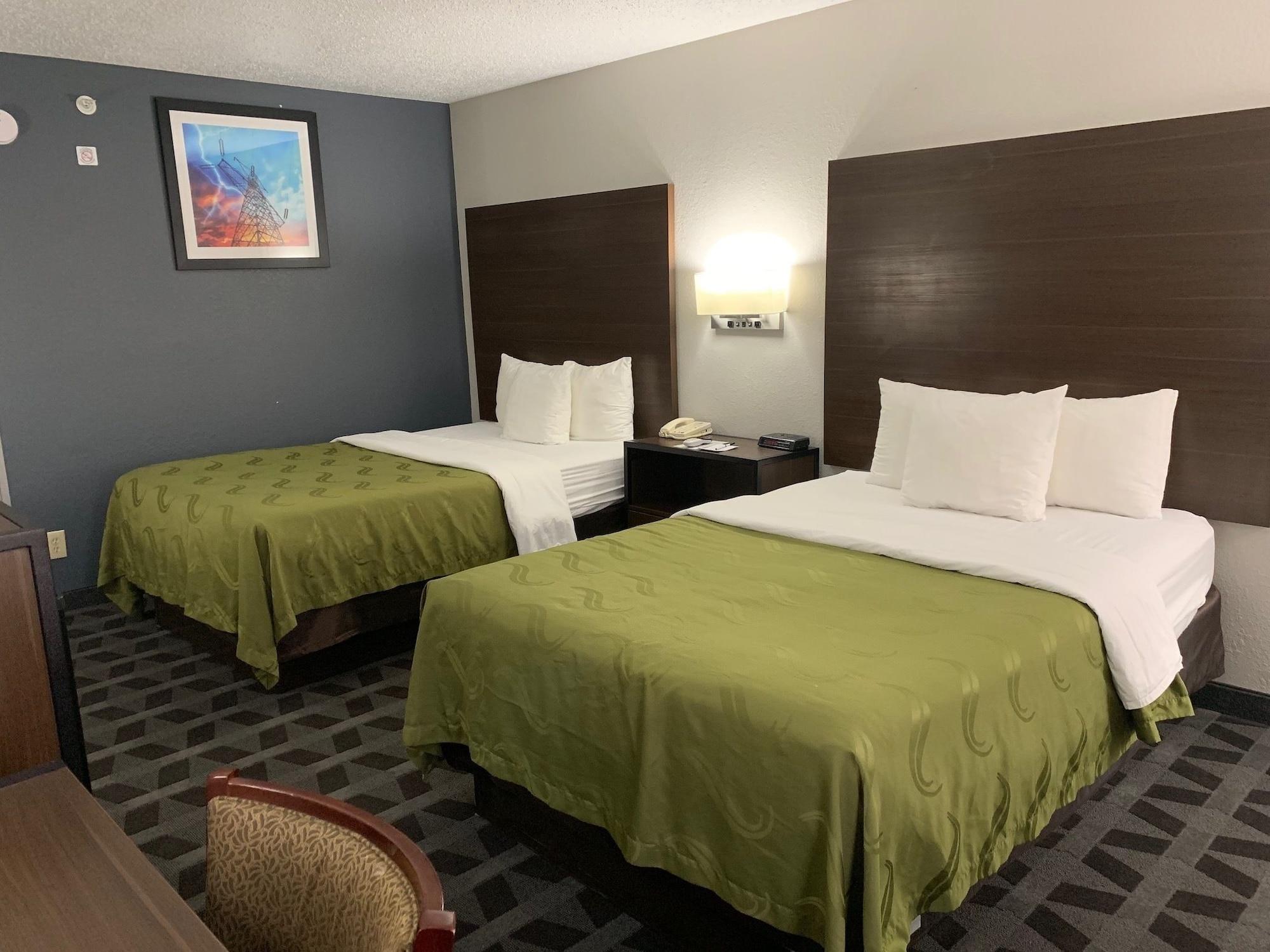 Quality Inn Hillsboro Exterior photo