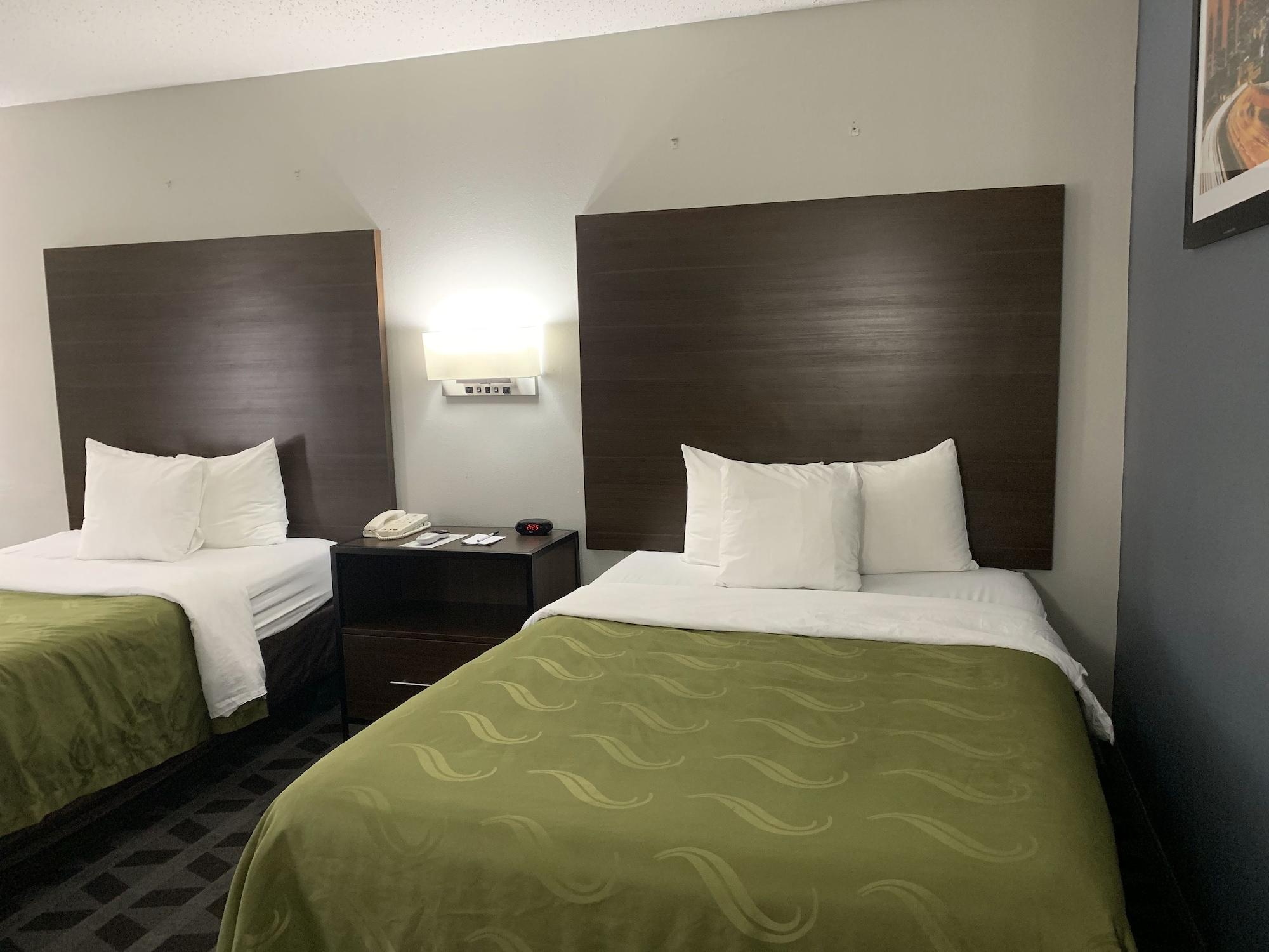 Quality Inn Hillsboro Exterior photo