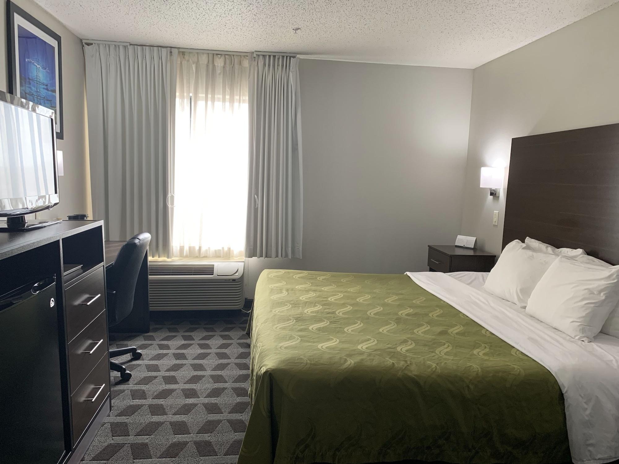 Quality Inn Hillsboro Exterior photo