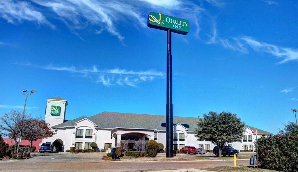 Quality Inn Hillsboro Exterior photo