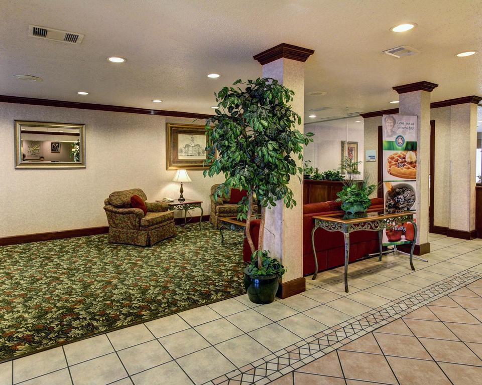 Quality Inn Hillsboro Exterior photo
