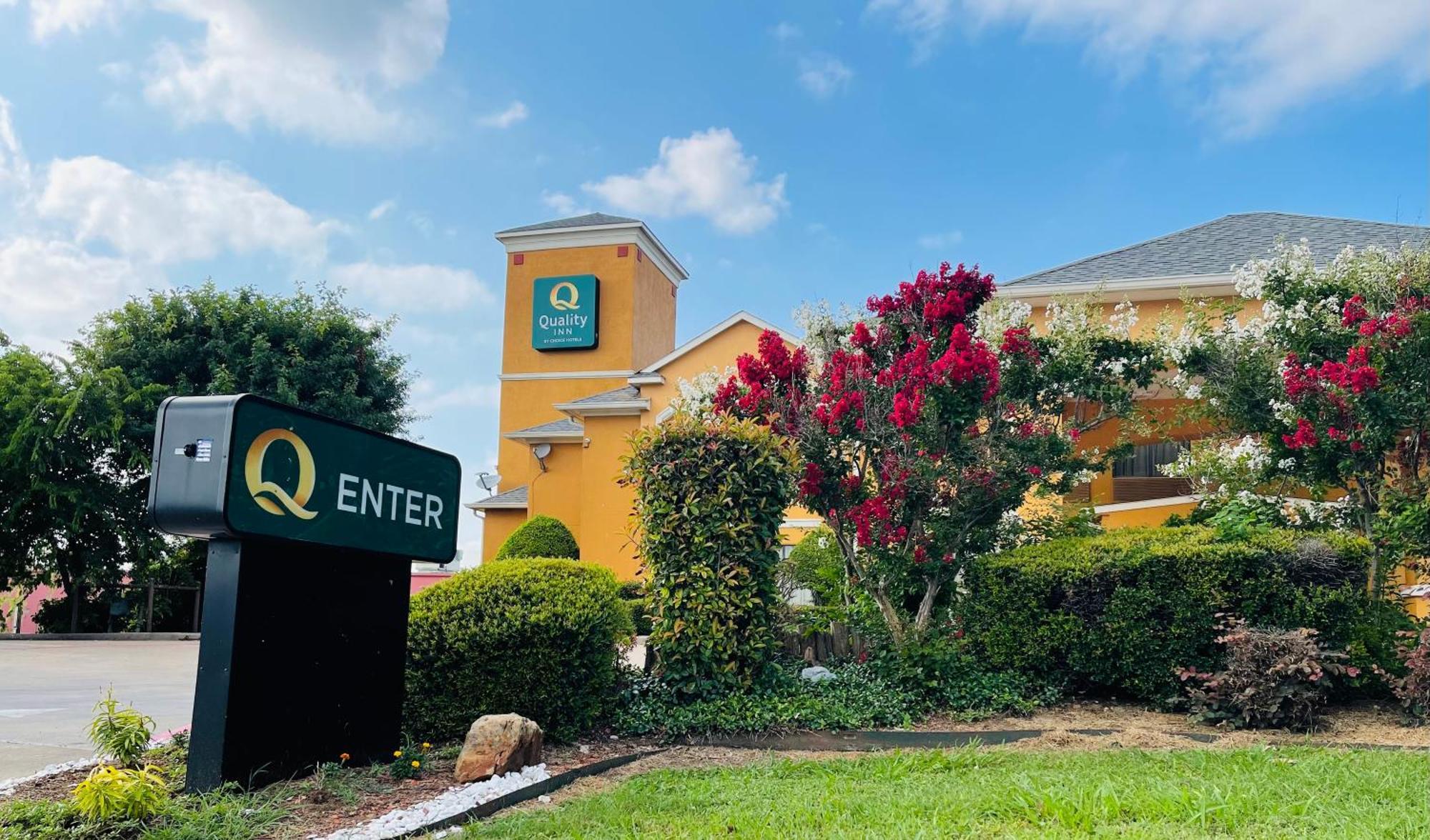Quality Inn Hillsboro Exterior photo