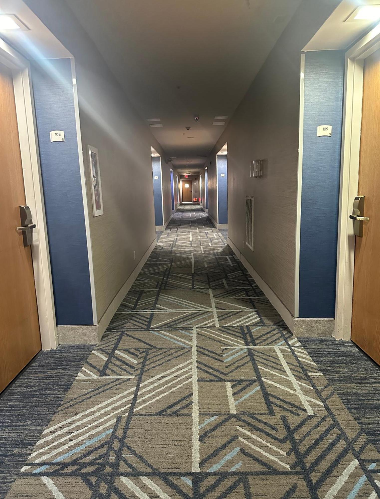 Quality Inn Hillsboro Exterior photo