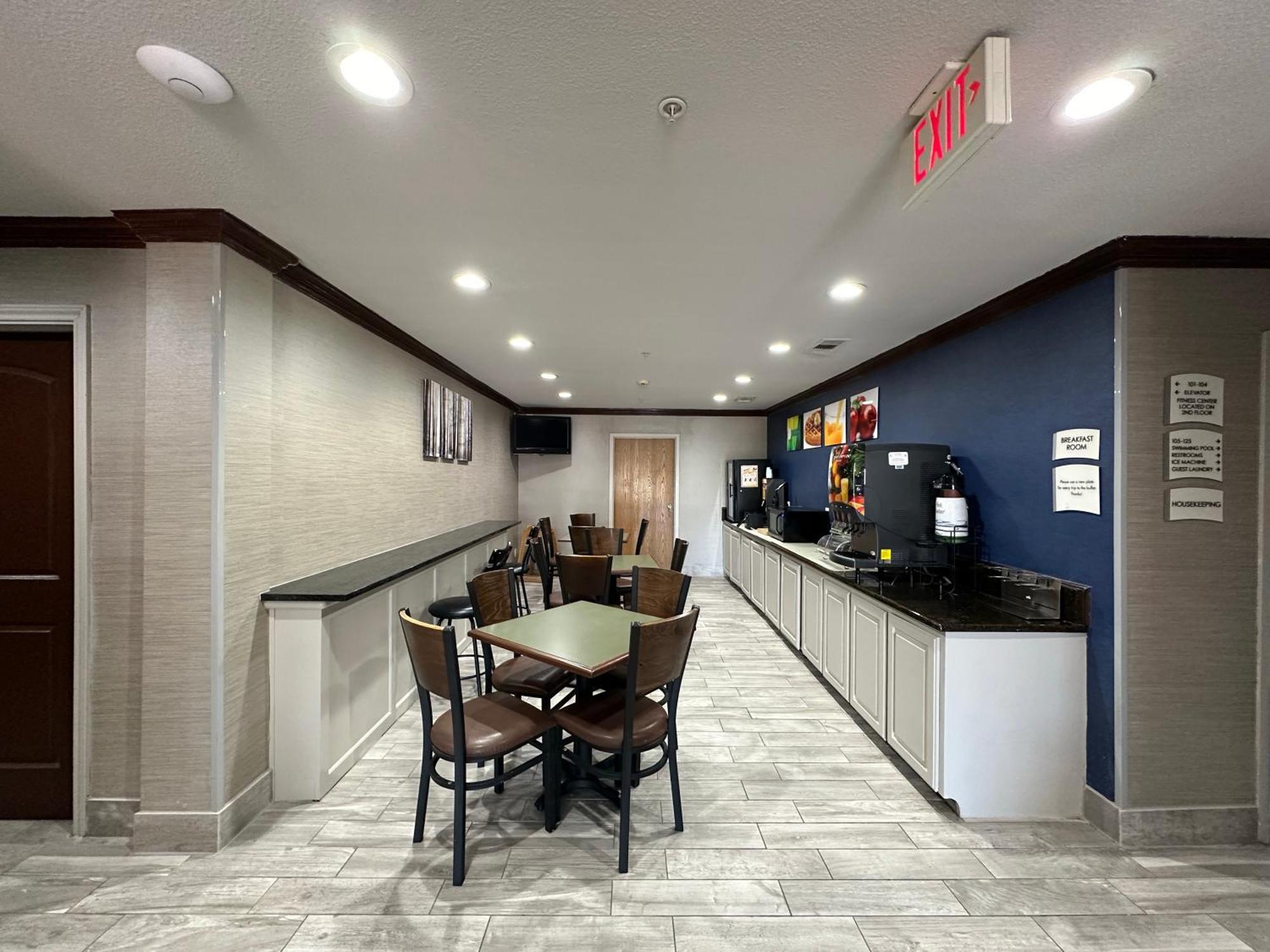 Quality Inn Hillsboro Exterior photo